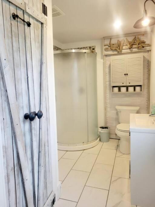Lazy Daisy - Perfect cottage for a Lake Erie getaway!