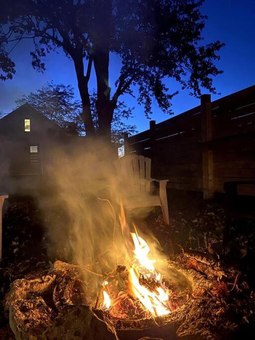 Lazy Daisy - Perfect cottage for a Lake Erie getaway!