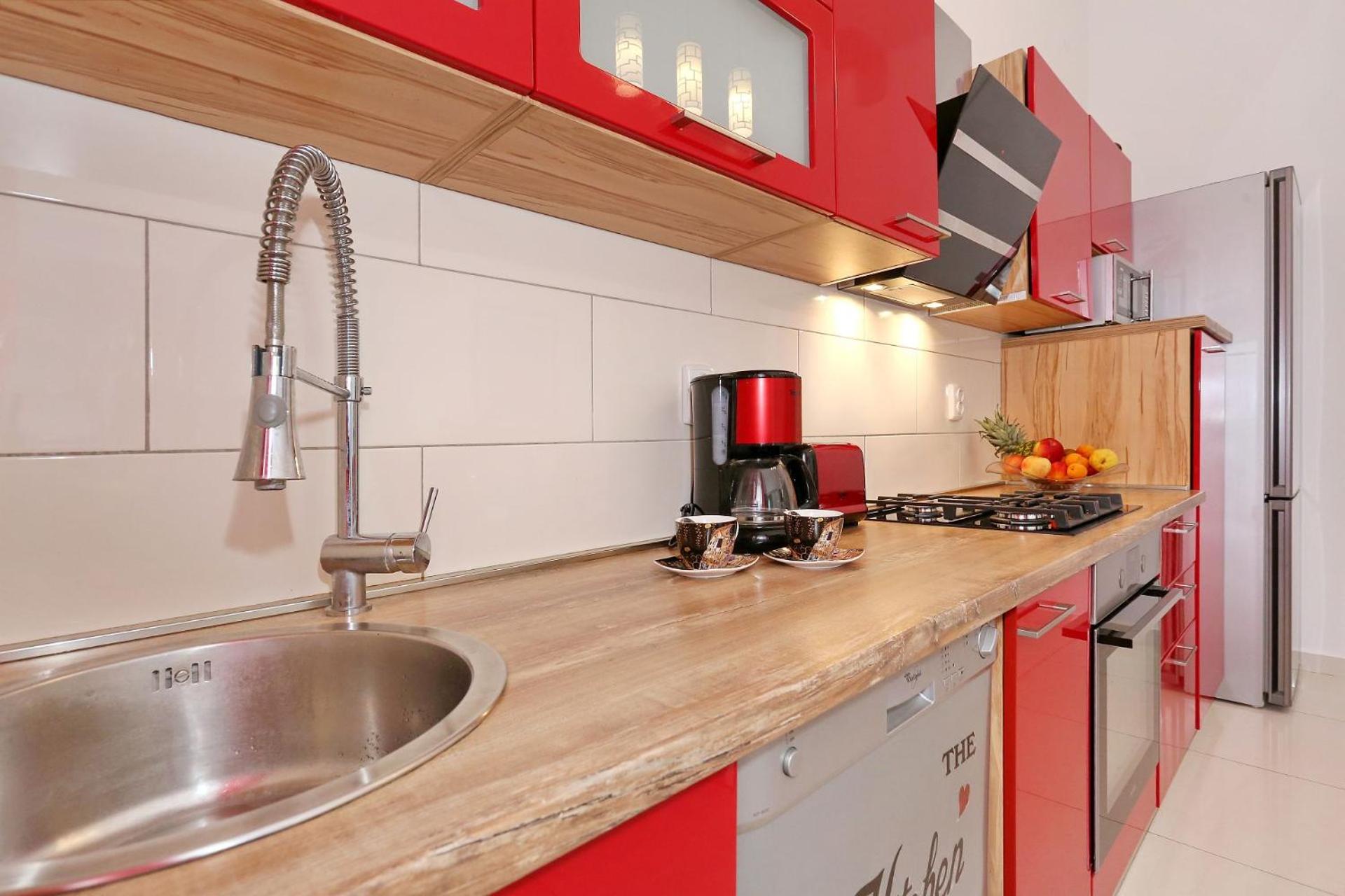 Spacious apartment Zarita view 2