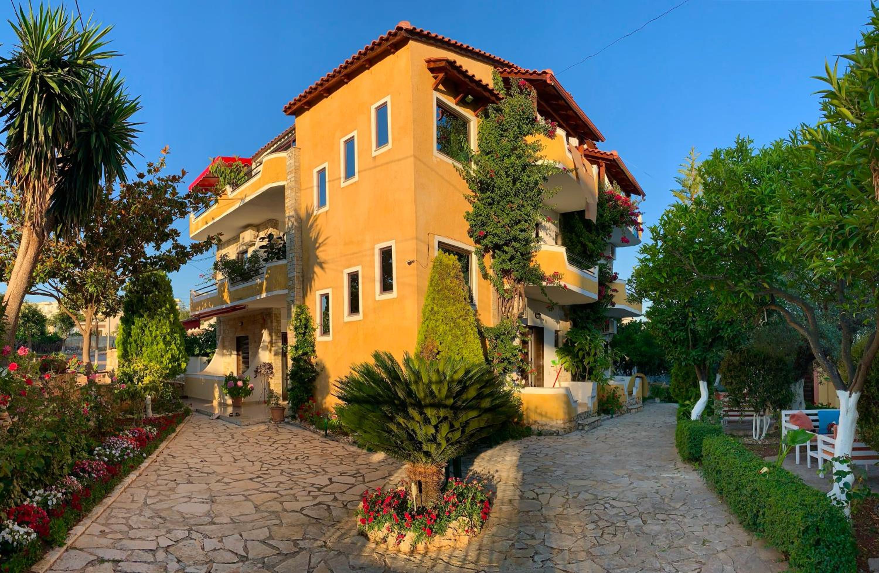 Flower Garden Villa