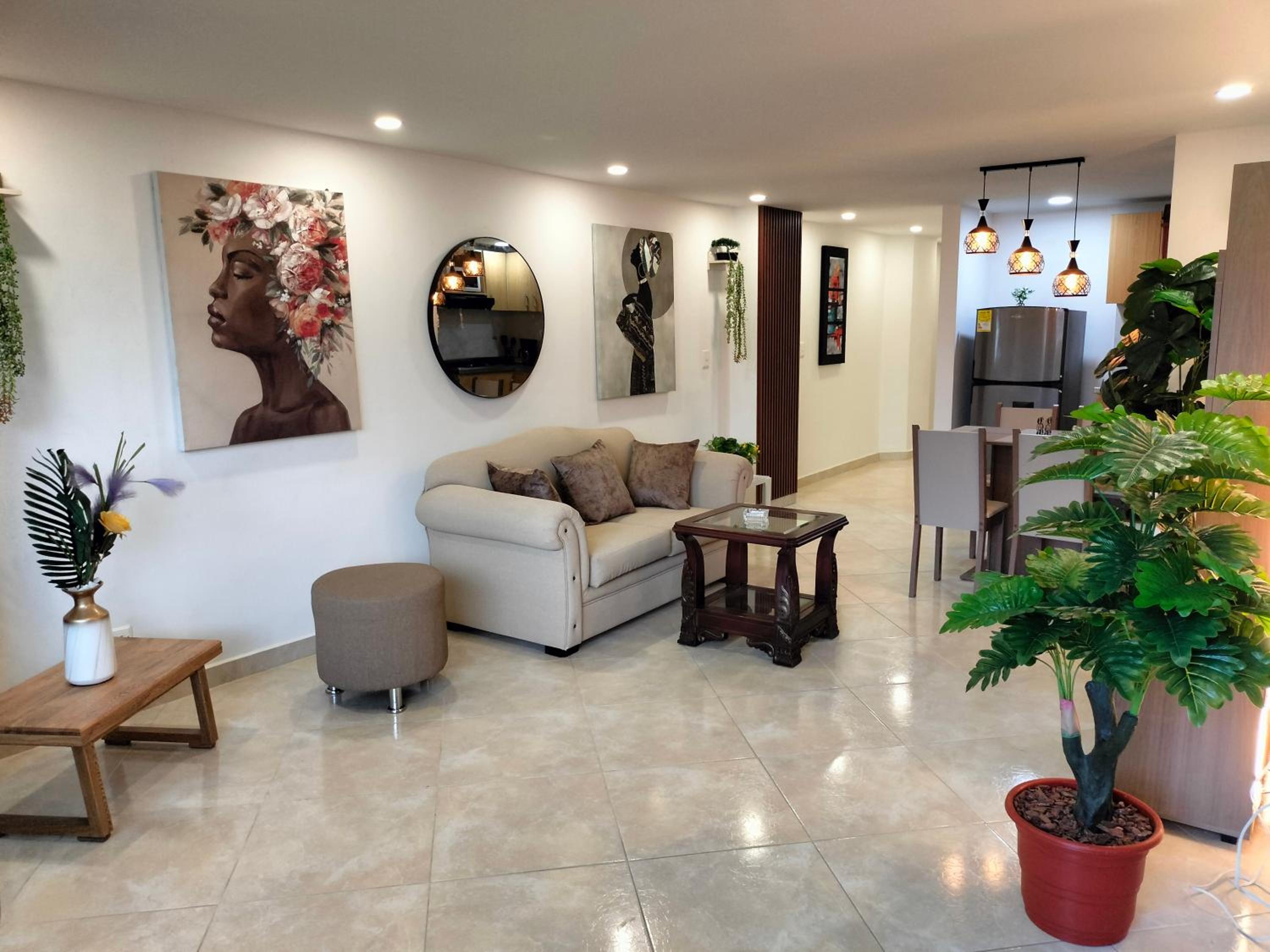 Exclusivo Apto lujoso central, sereno y cómodo 302