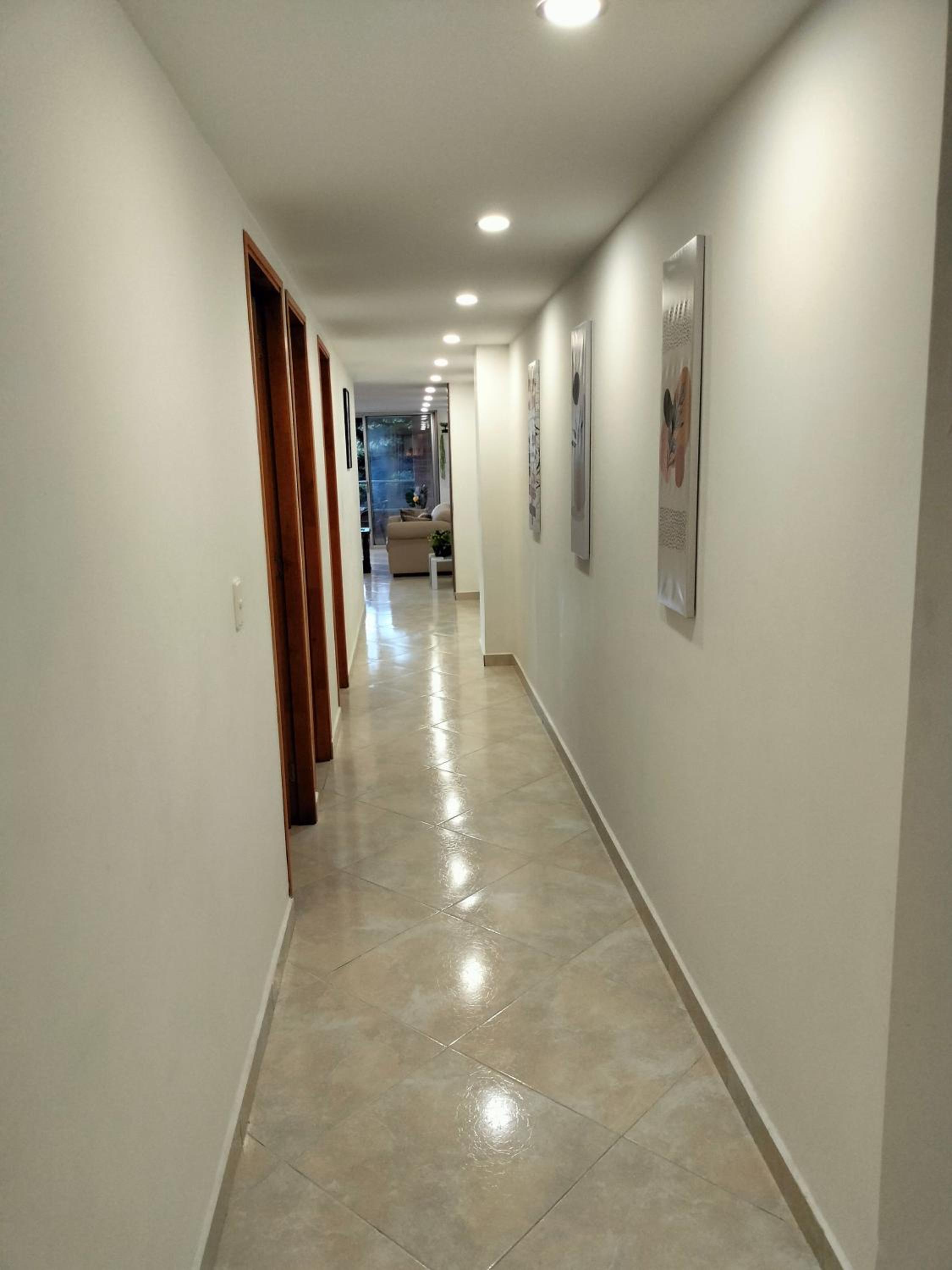 Exclusivo Apto lujoso central, sereno y cómodo 302