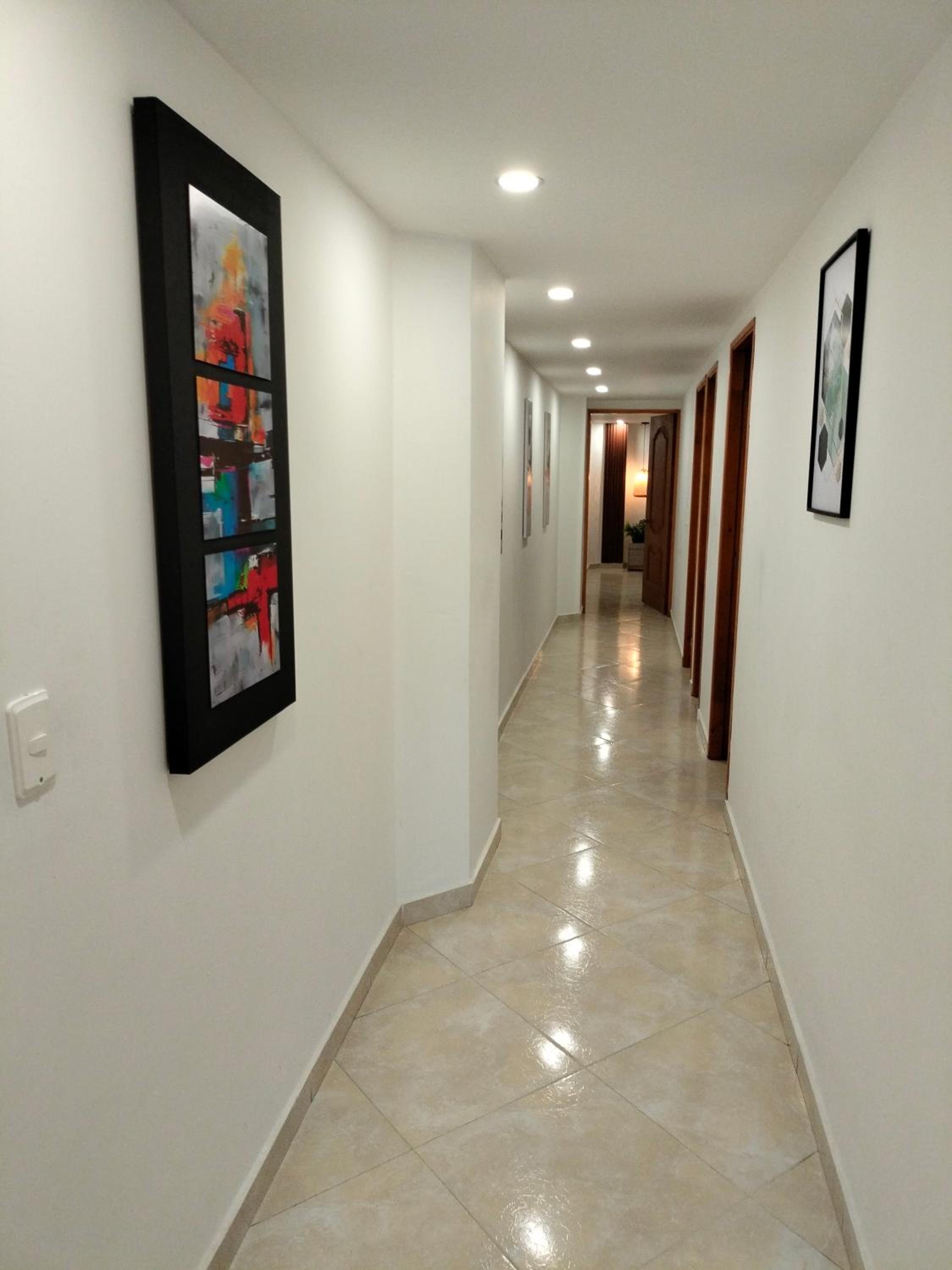 Exclusivo Apto lujoso central, sereno y cómodo 302