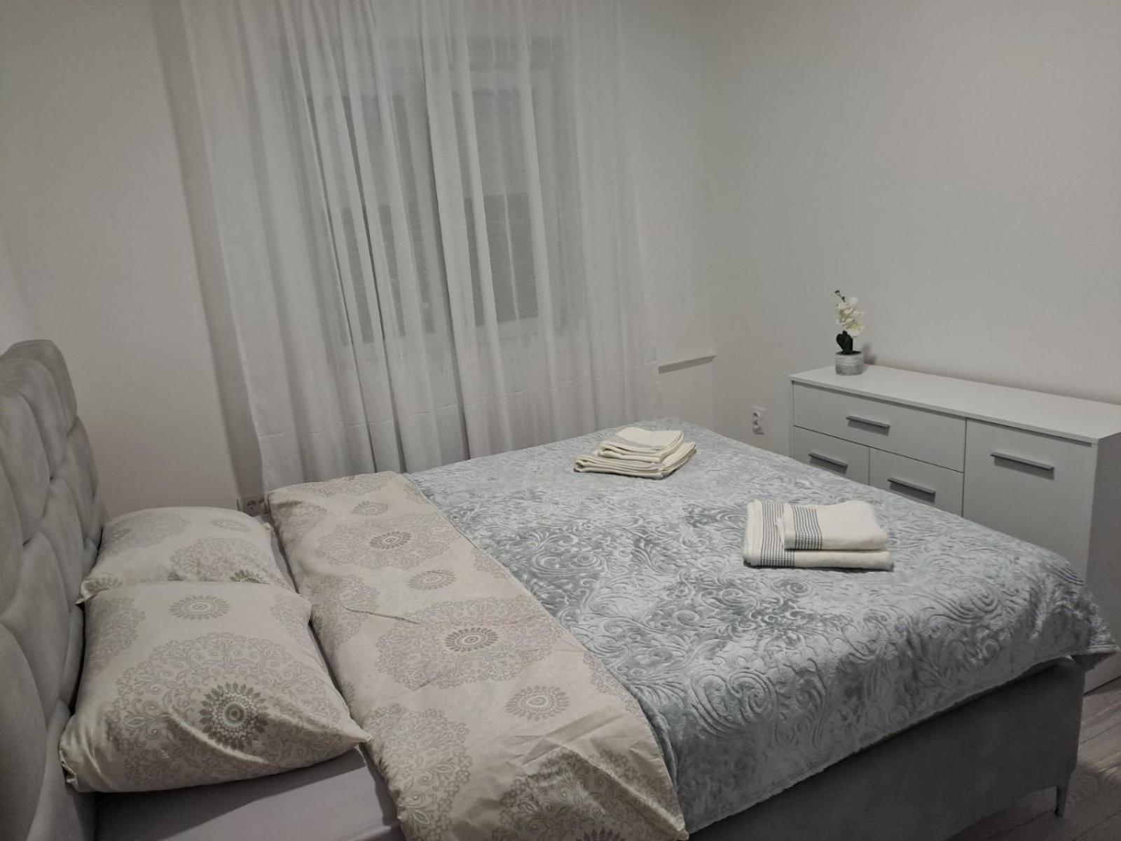 Bogdan Apartmani