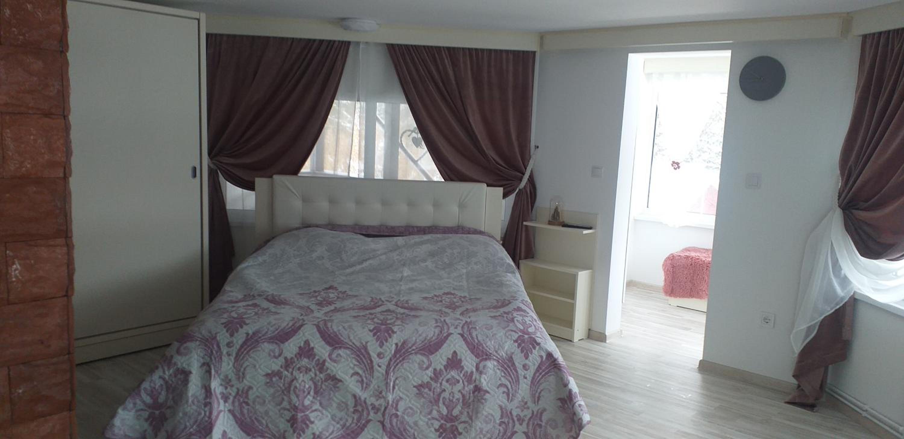 Vila Flory Voronet view 2