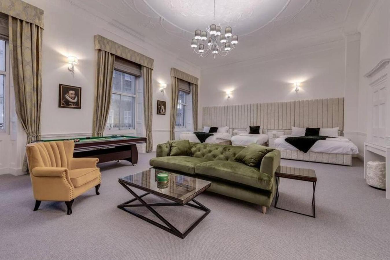 Harley Street Spectacular Suites with High Ceilings, High Luxury