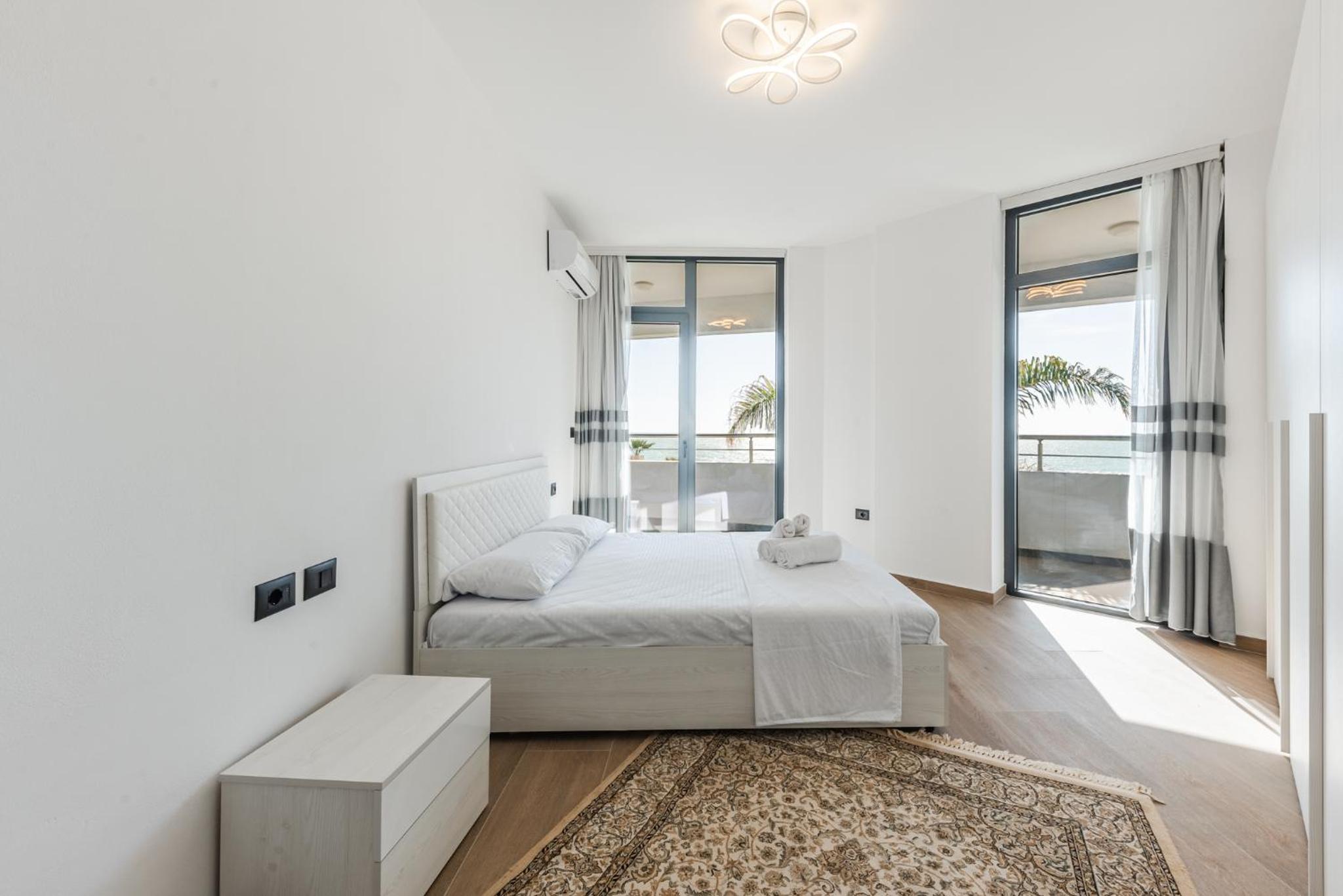 Hill Side Suite by PS