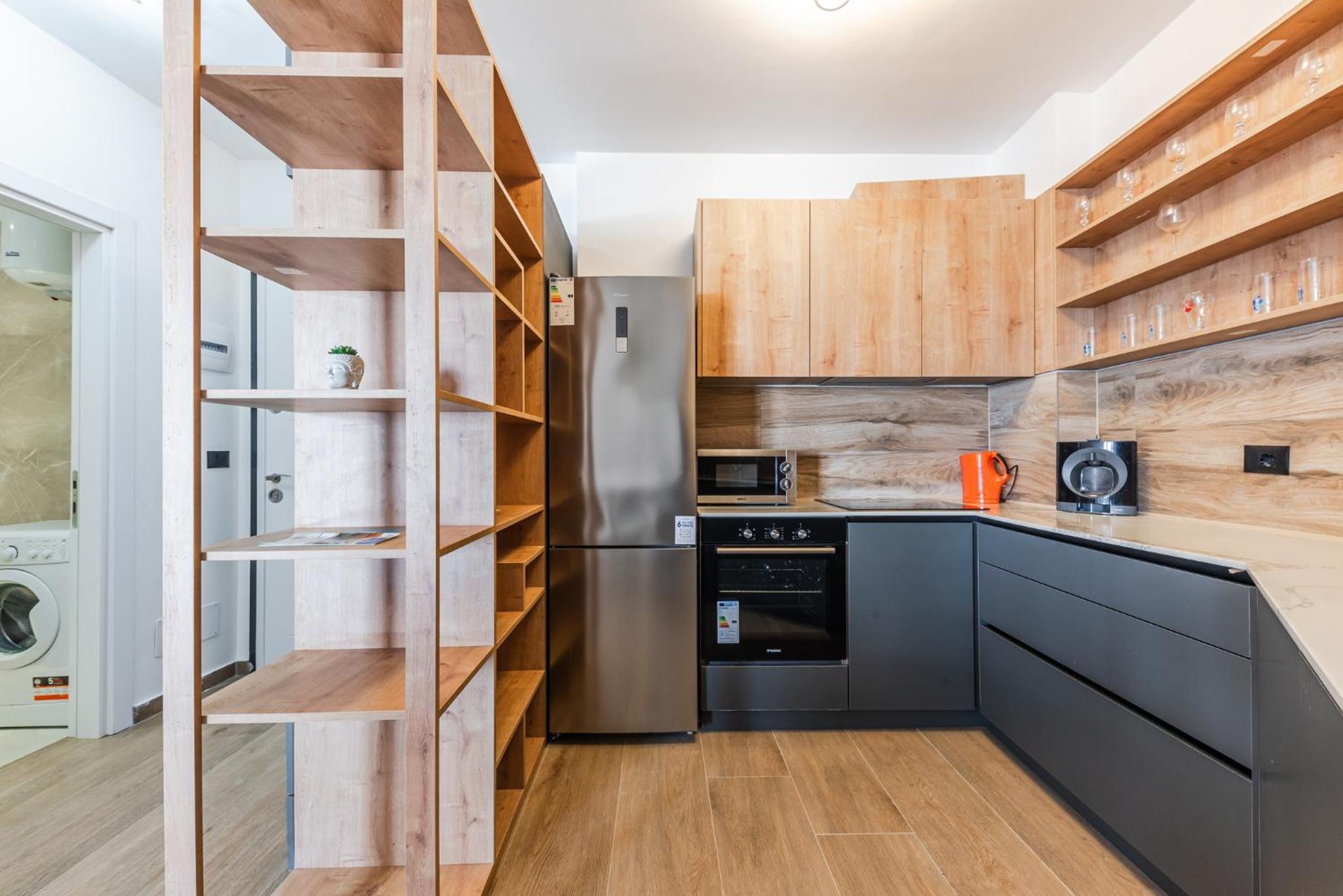 Hill Side Suite by PS