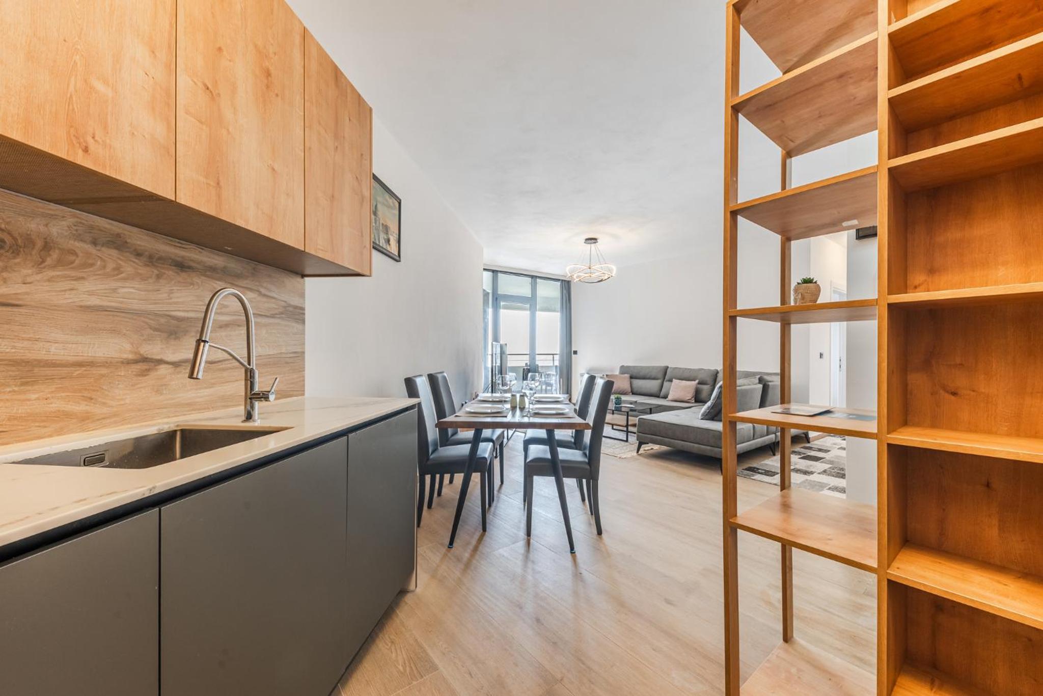 Hill Side Suite by PS