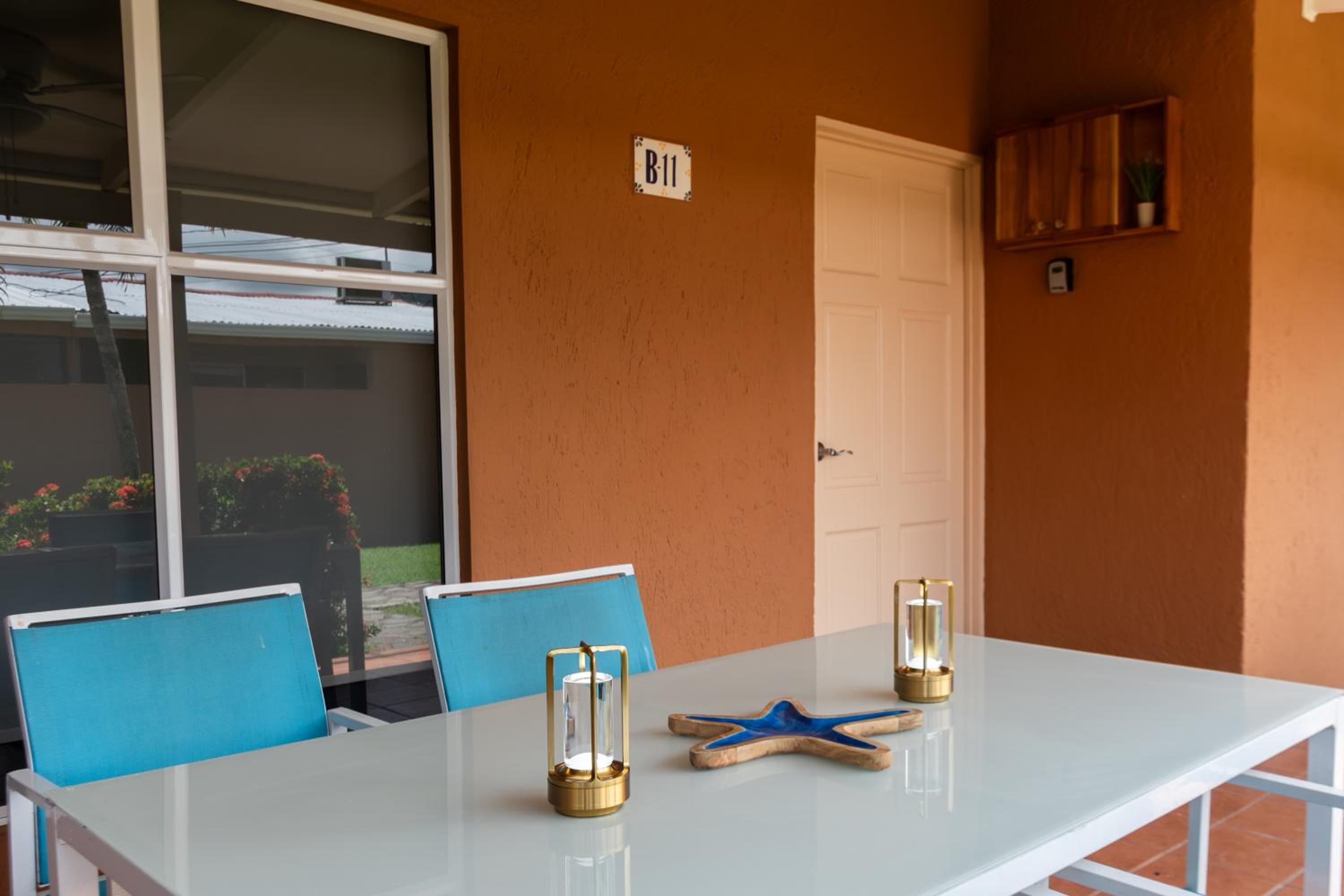 Family Beach Villas Paradise B11 2BD