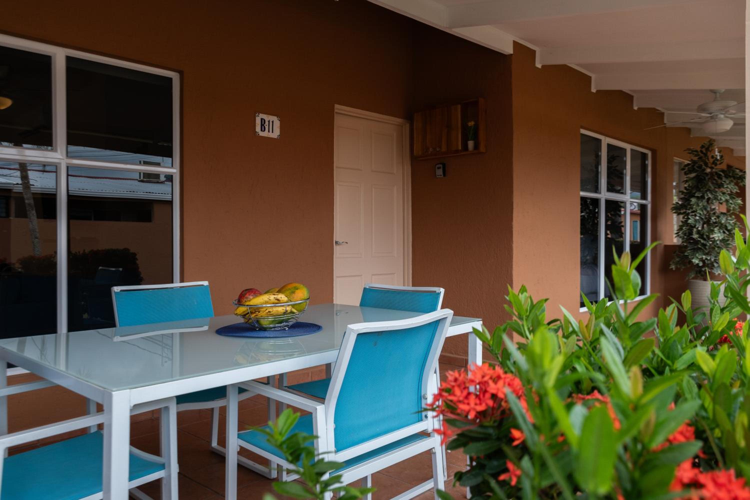Family Beach Villas Paradise B11 2BD