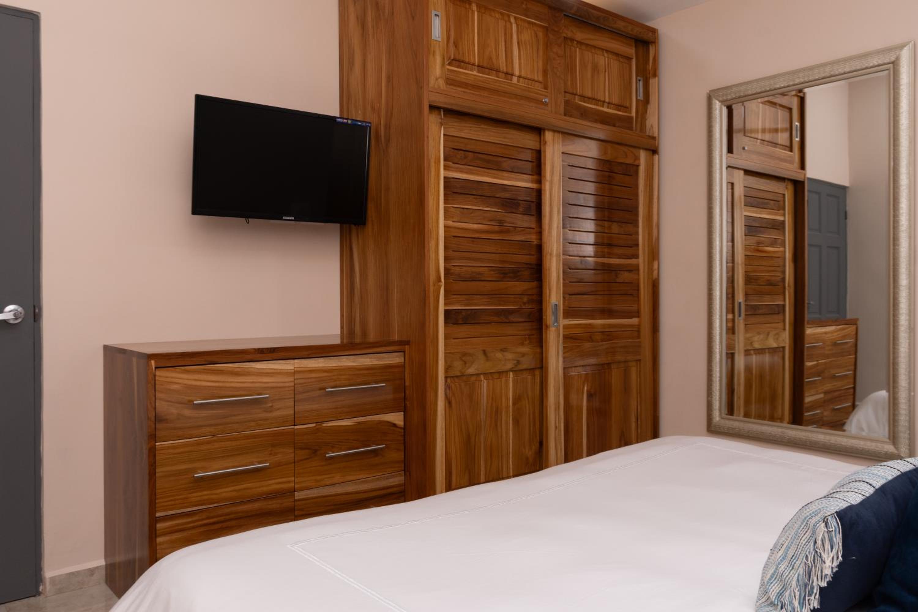 Family Beach Villas Paradise B11 2BD