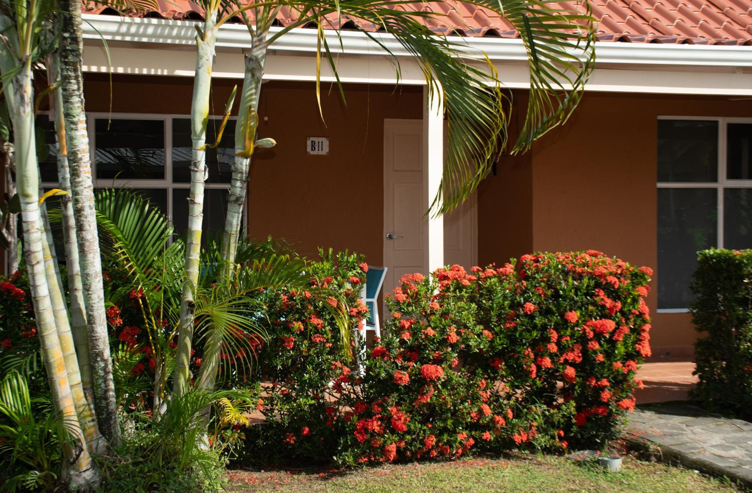 Family Beach Villas Paradise B11 2BD