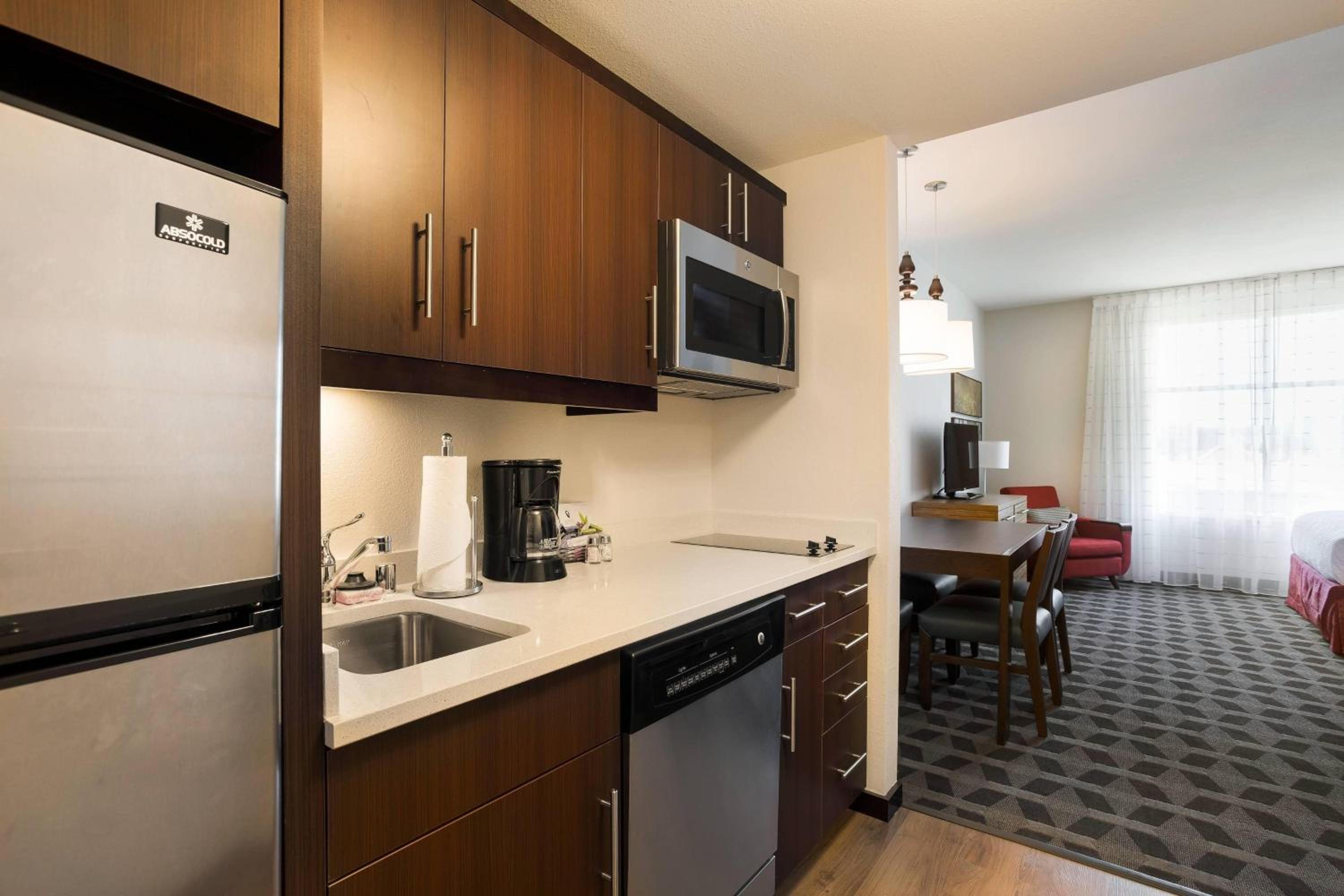 Newark Vacations - TownePlace Suites by Marriott San Mateo Foster City - Property Image 1
