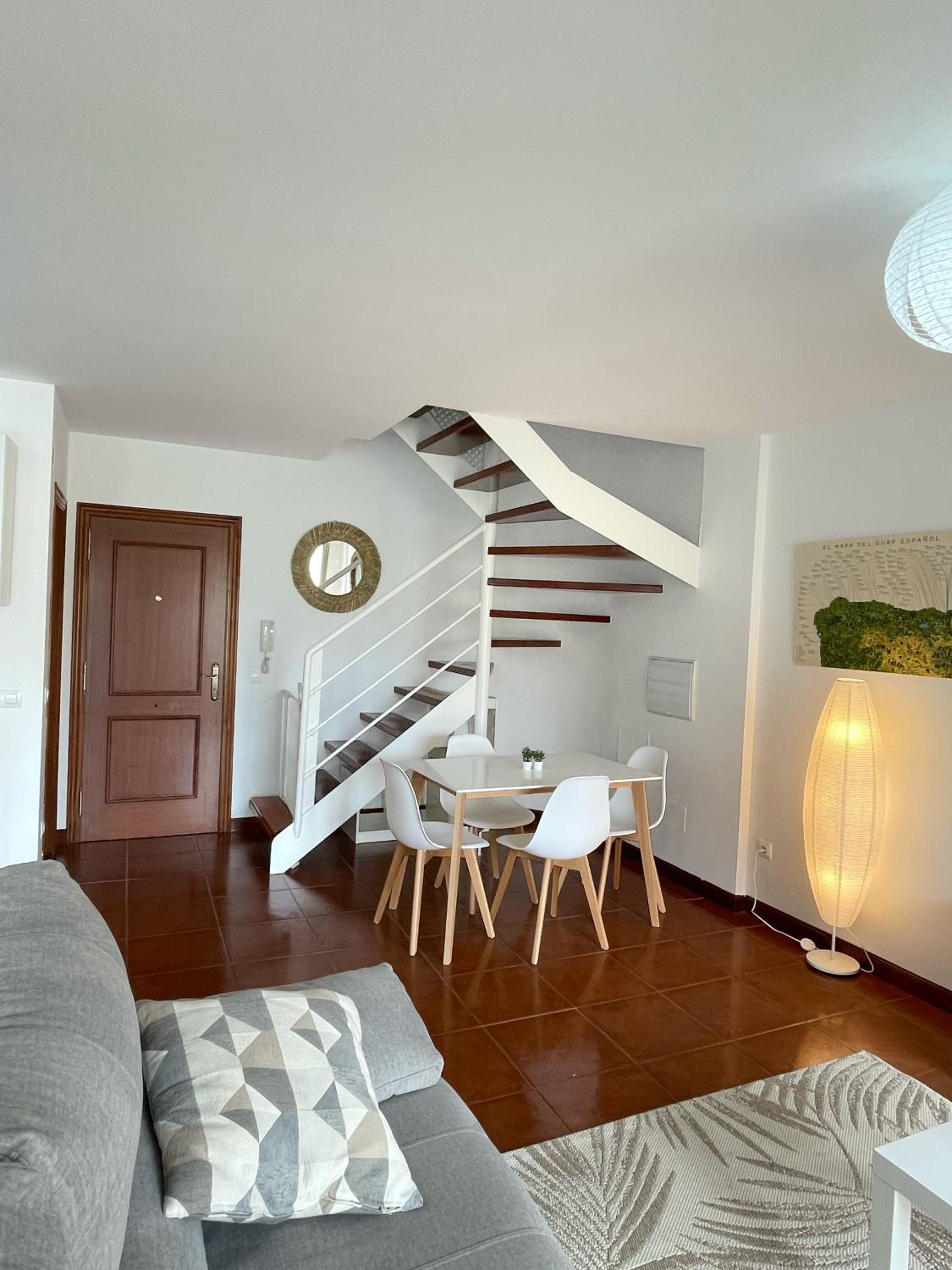 Duplex 1aLinea PLAYA Incluye PARKING PRIVADO y TRASTERO Wifi FIBRA alta velocidad