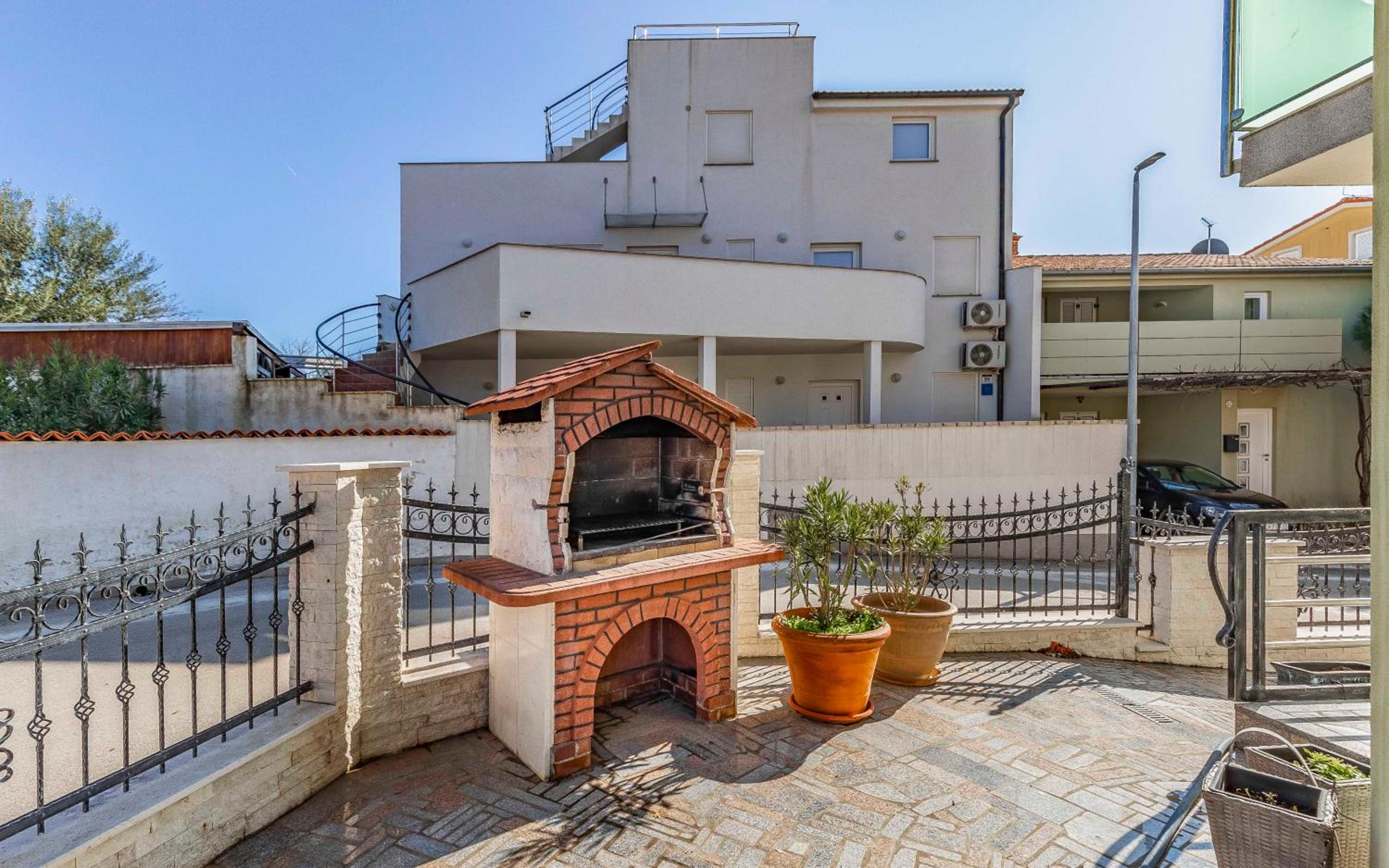 Ferienhaus Pošesi view 3