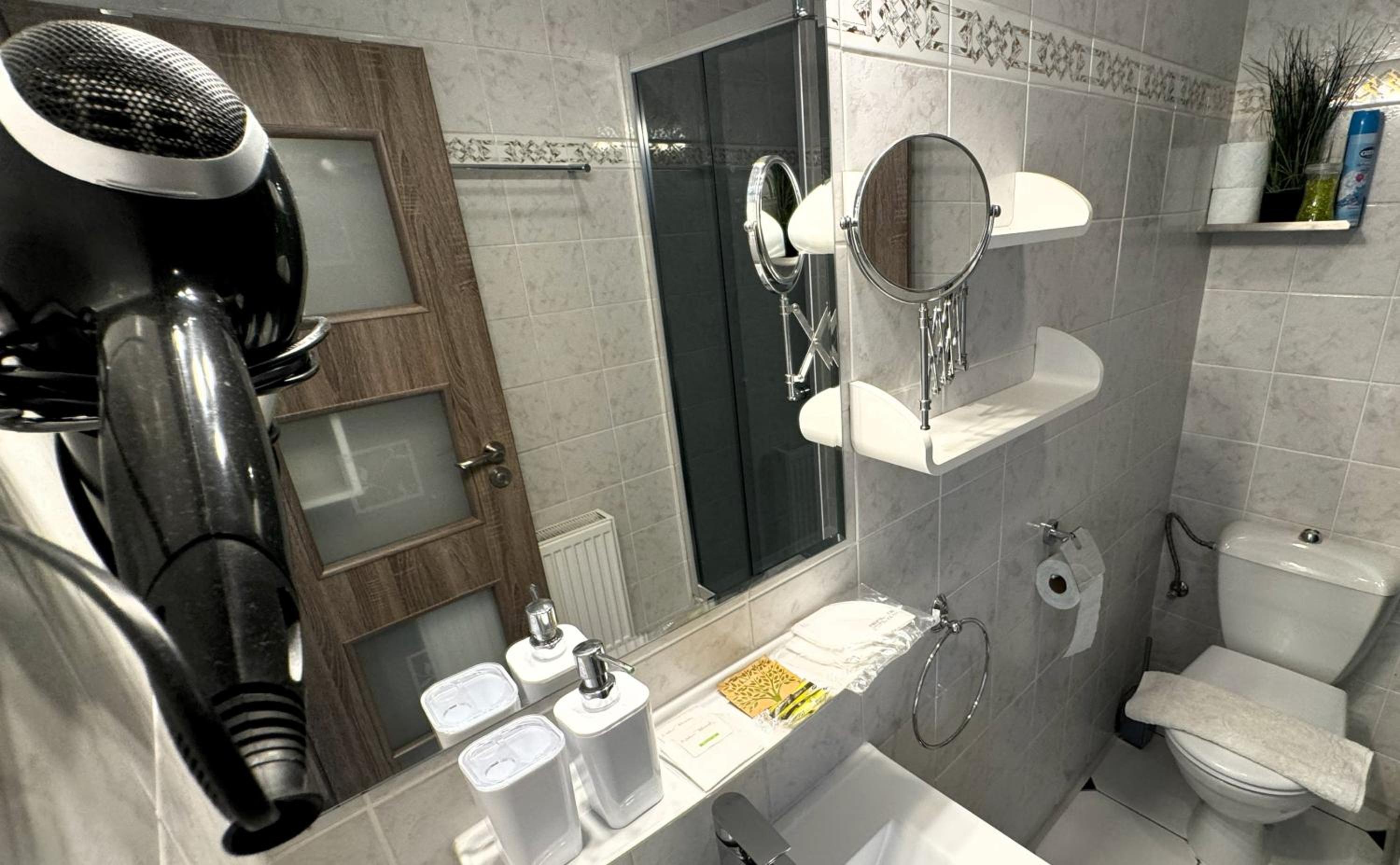 Photo 24