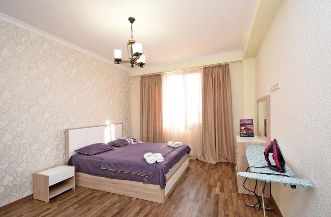 Cozy Apt By Opera, Sayat Nova Ave, 2 bathrooms, Open Balcony