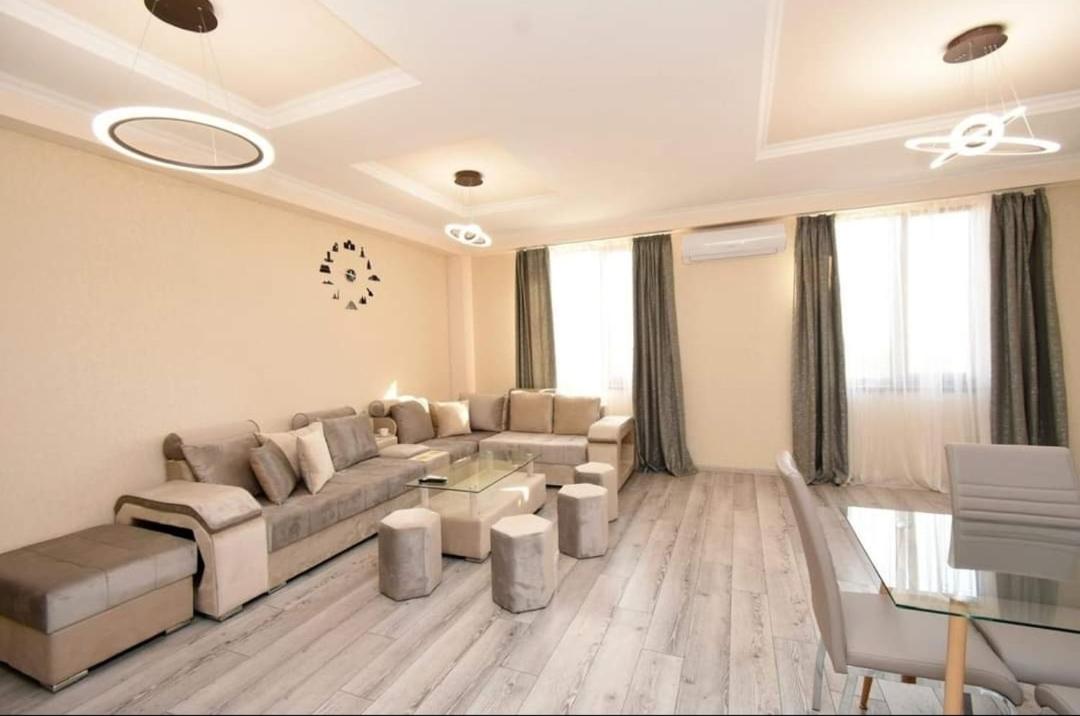 Cozy Apt By Opera, Sayat Nova Ave, 2 bathrooms, Open Balcony