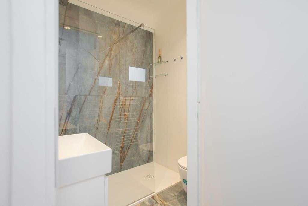 Exclusive location, cozy and modern apartment