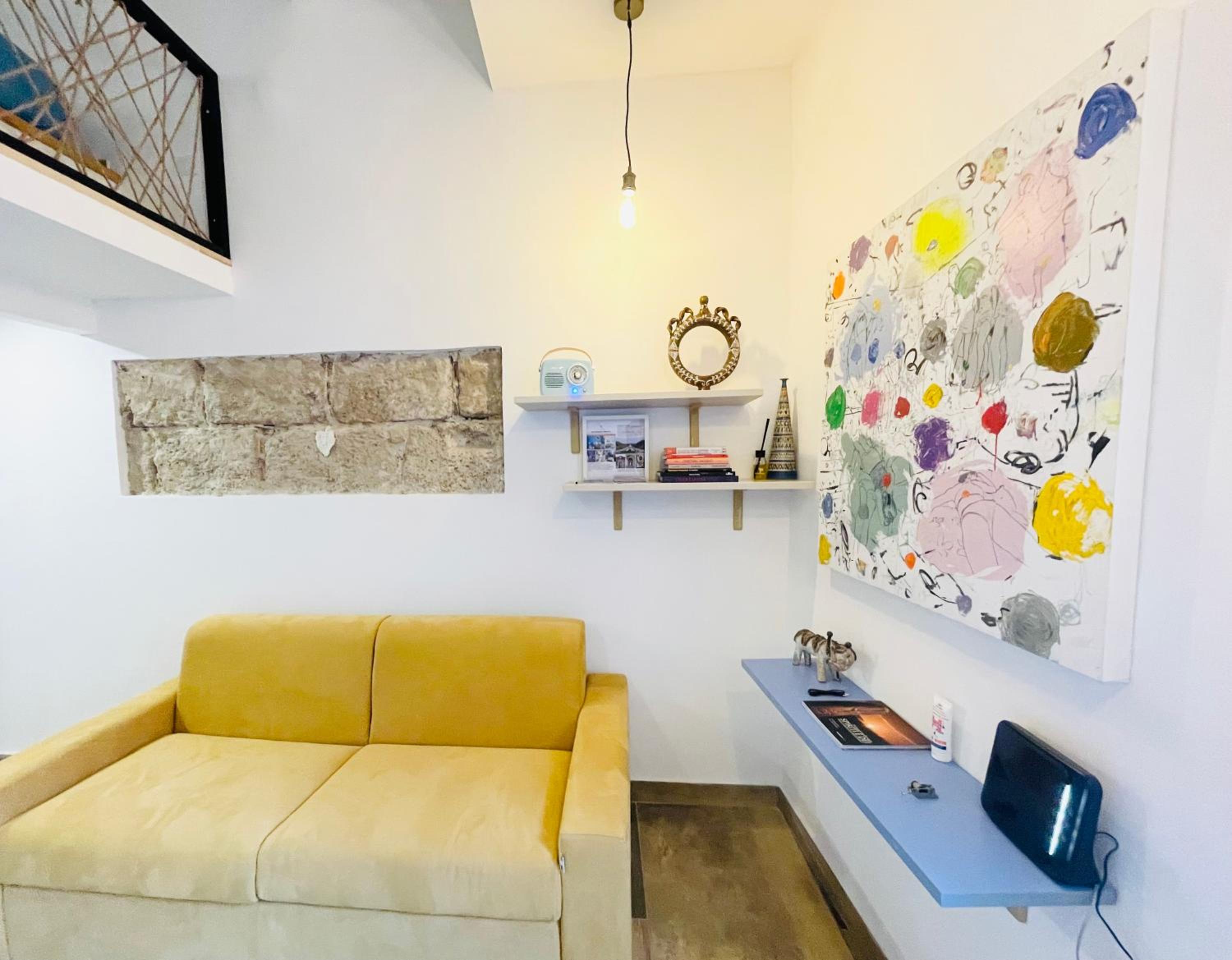 Dalì Art Room Studio Apartment