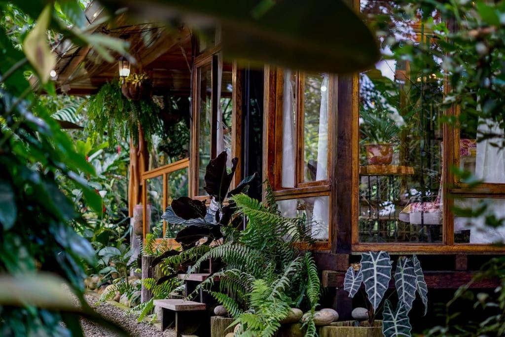 Chalet Santacruz, Casa entera en la naturaleza