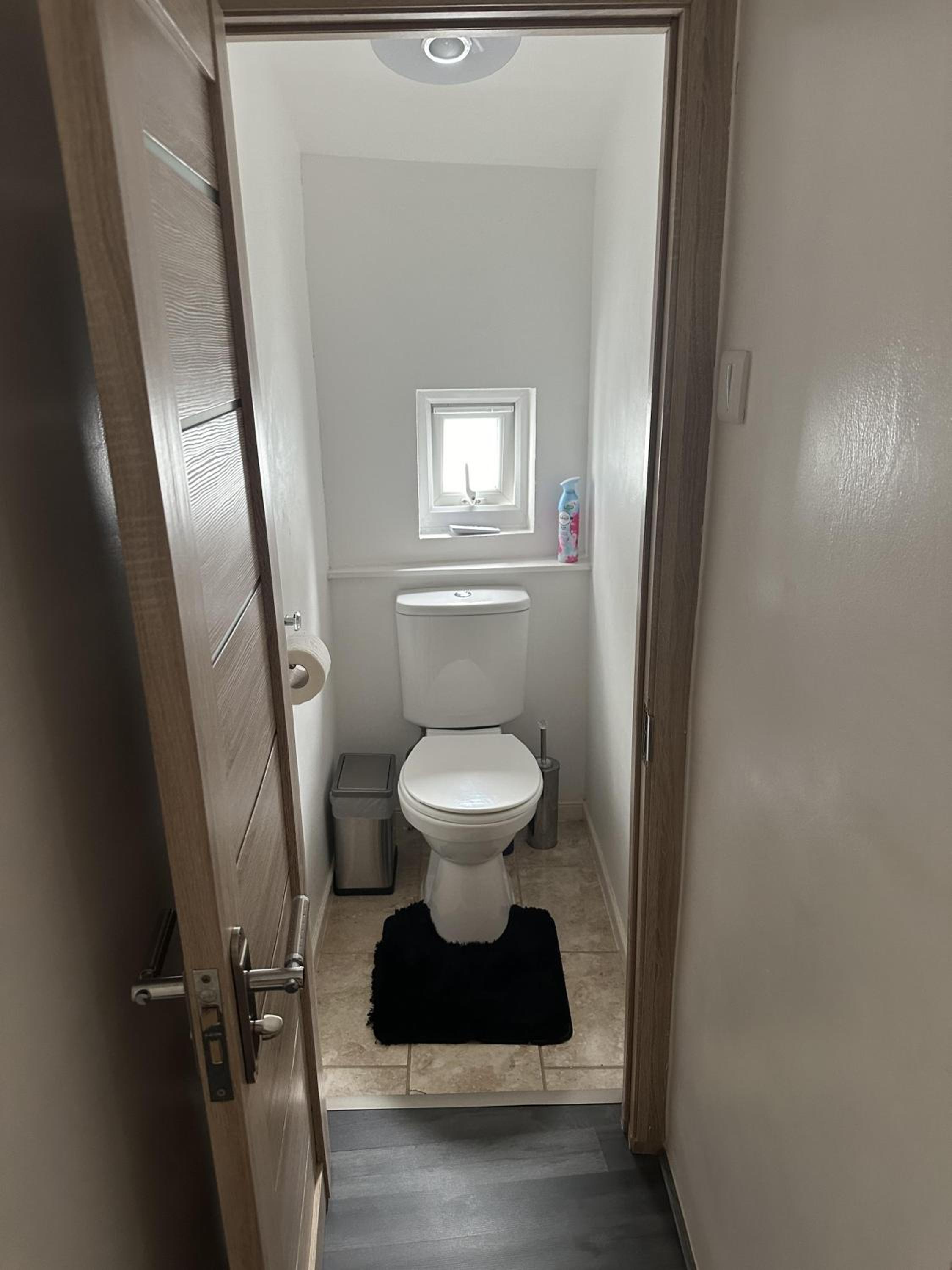 House - Sleeps 6 - Garden - Seaside - Pet Friendly