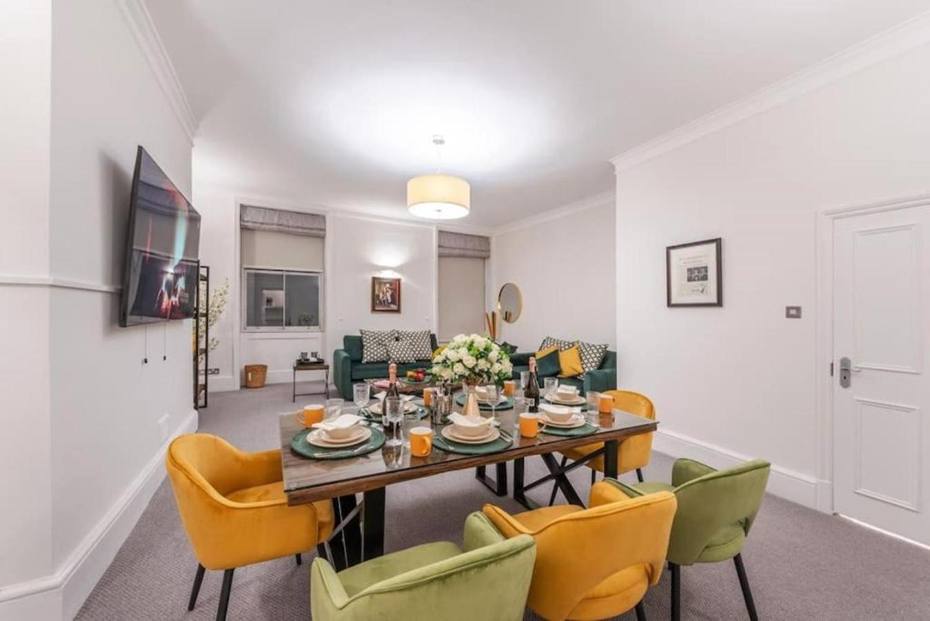 Harley Street Spectacular Suites with High Ceilings, High Luxury