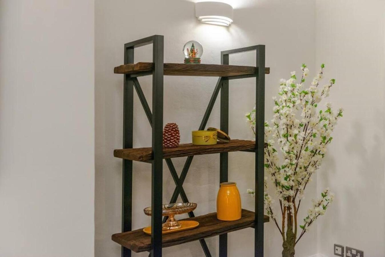 Harley Street Spectacular Suites with High Ceilings, High Luxury