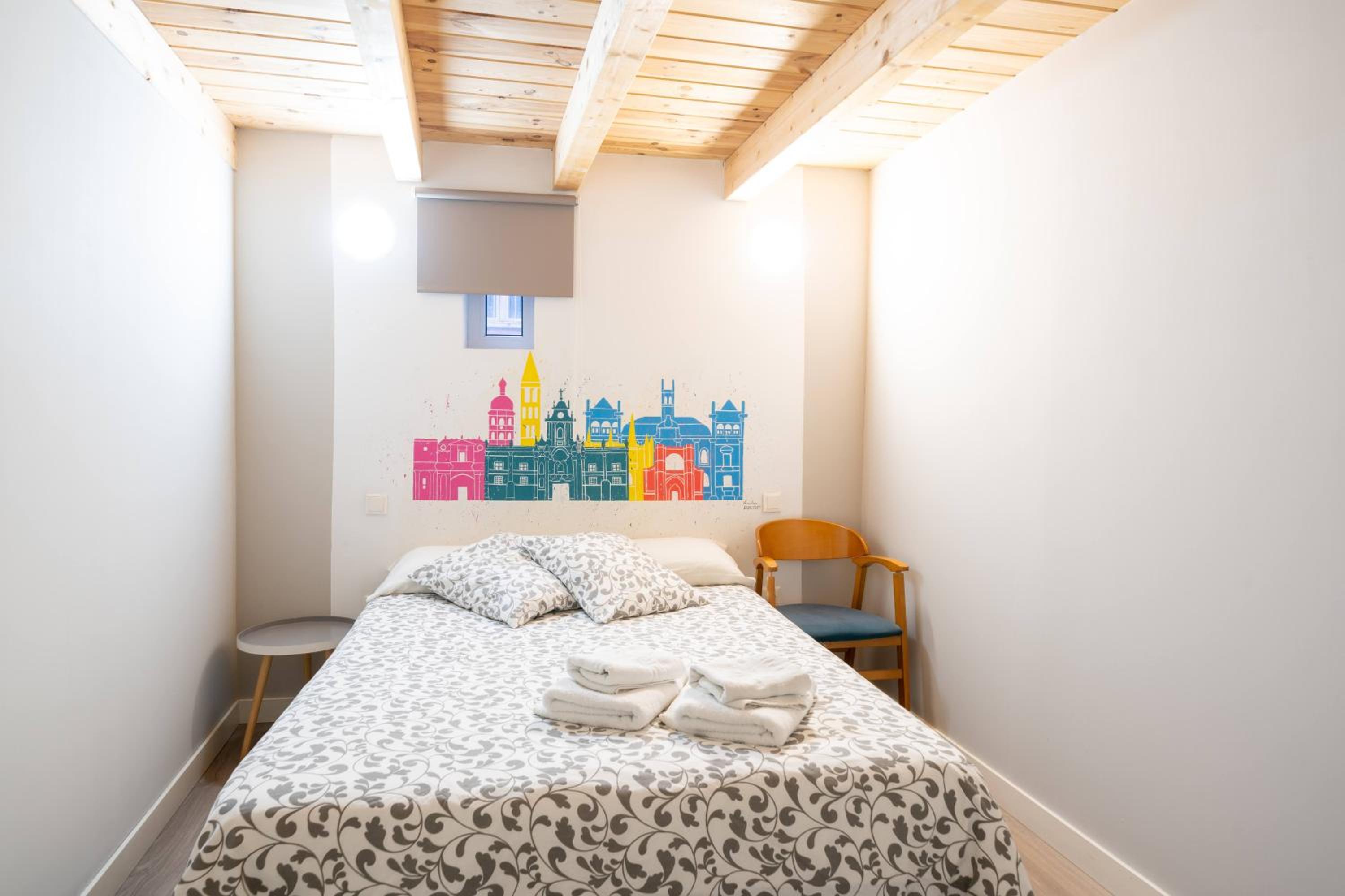 Apartamentos GO - Leopoldo Cano Center