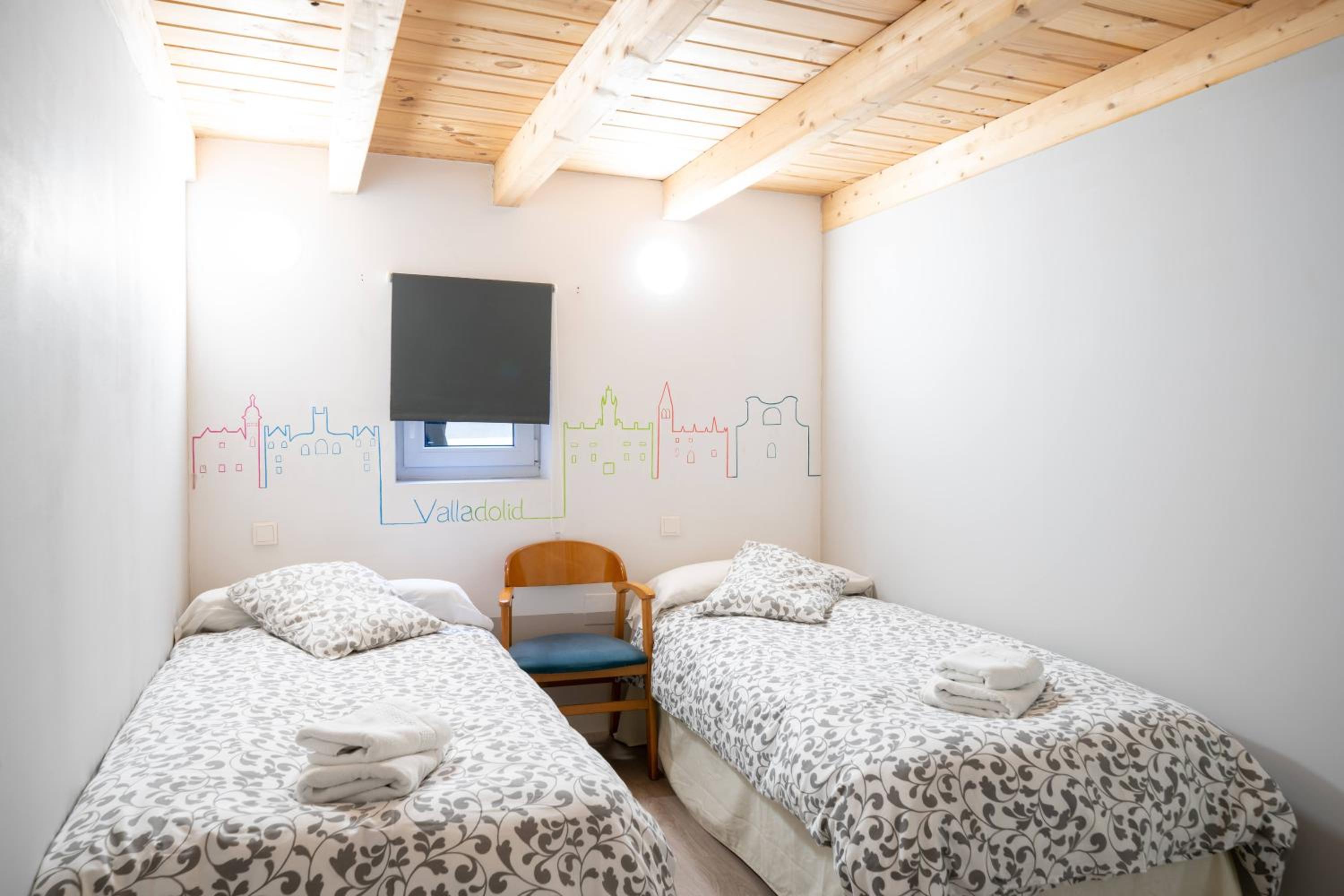 Apartamentos GO - Leopoldo Cano Center