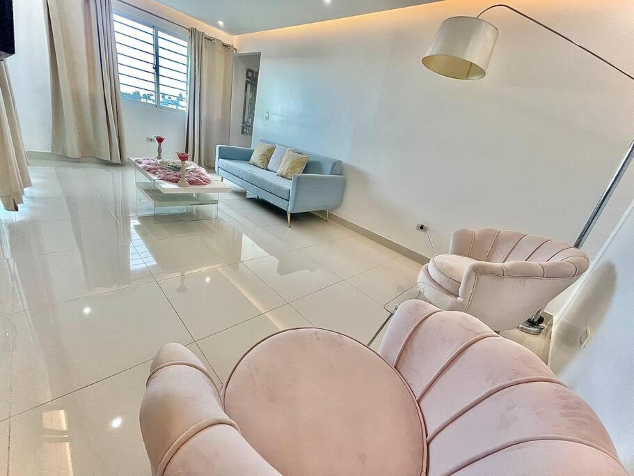 Penthouse familiar