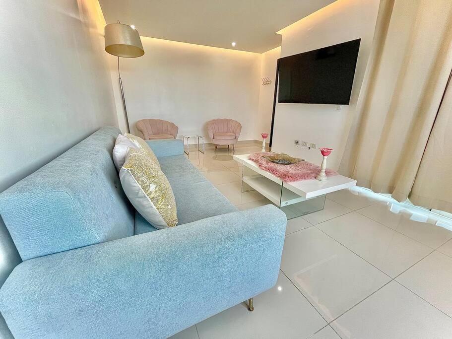 Penthouse familiar