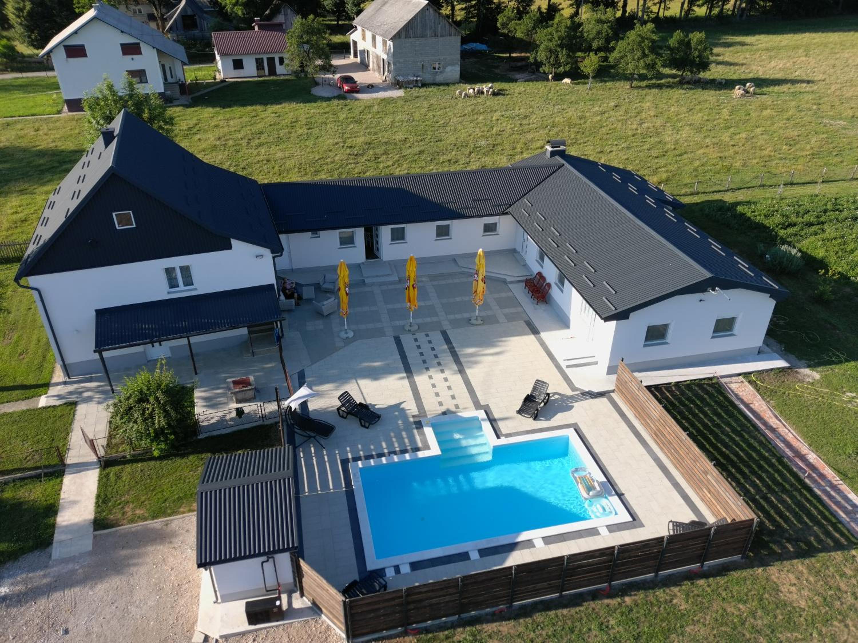 Apartmani Albatros