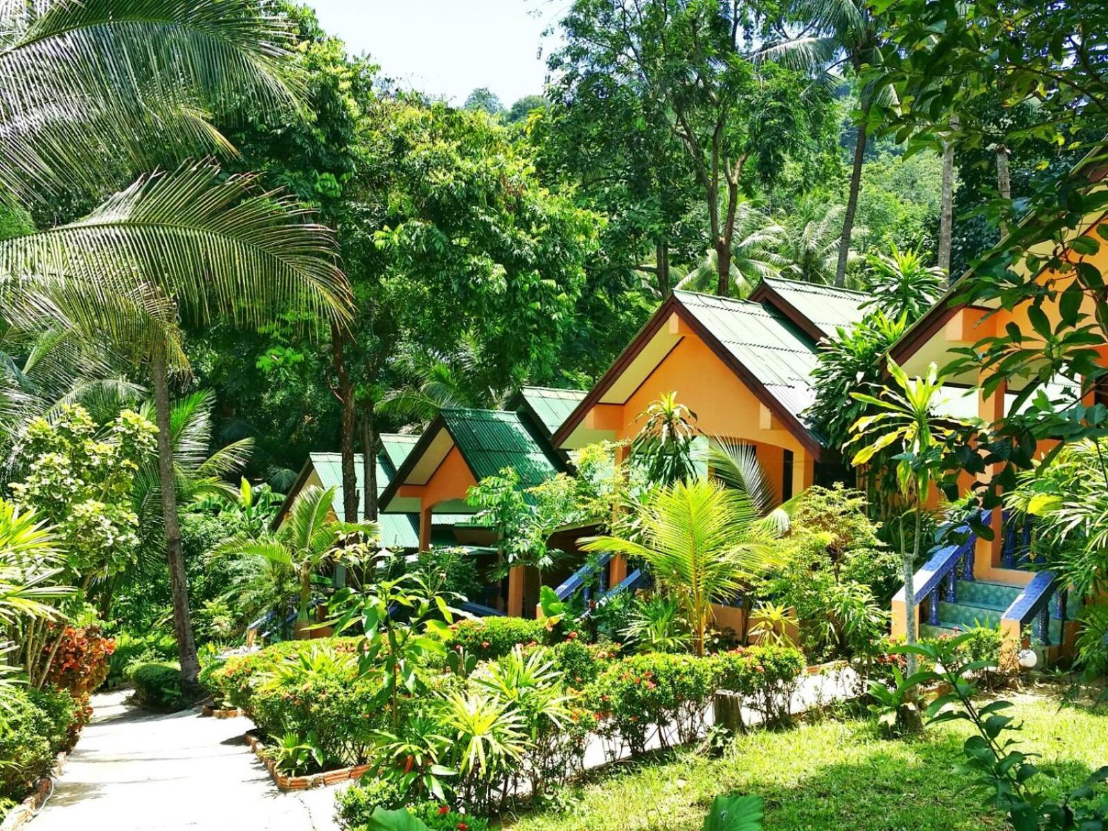 Anawin Bungalows