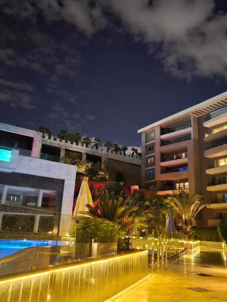 Sheraton Ocean 808 - Without Pool access