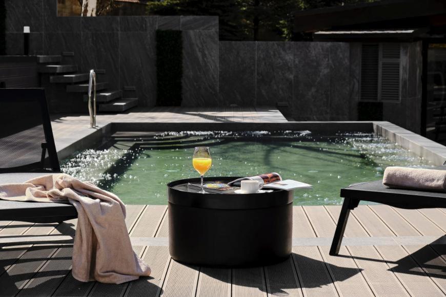 JUMP to Bansko LUXURY STUDIO in SPA resort incl wellness