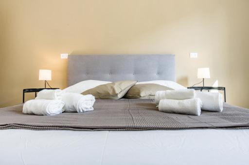 1 Minute from San Pietro - Nicole House