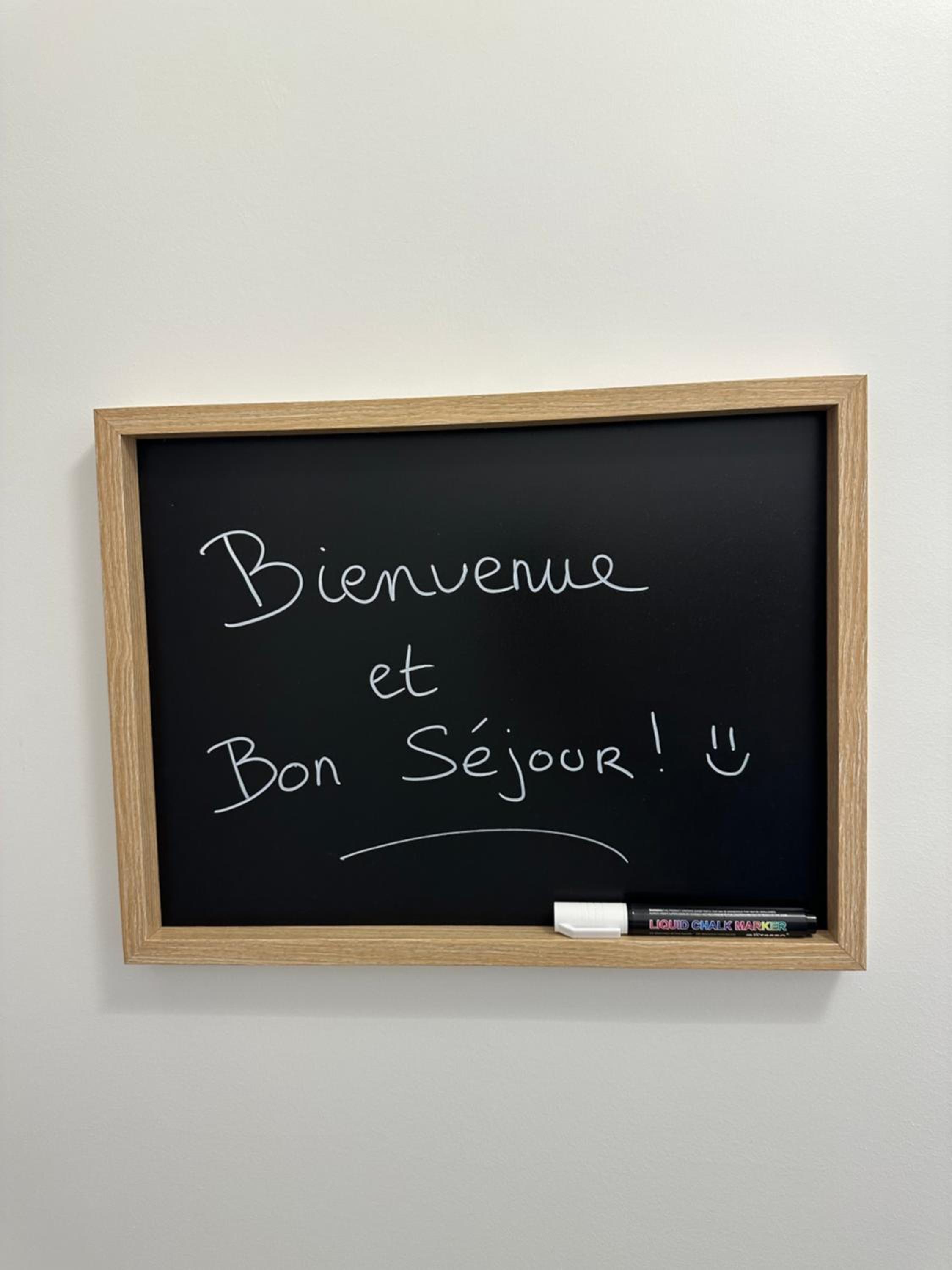 PARIS-ALESIA Super appartement 2 pièces de 39m2 - très cosy pour 1 - 5 personnes totalement refait à NEUF -ENTIRE APARTMENT LUXURIOUS AND WARM -PARIS ALESI