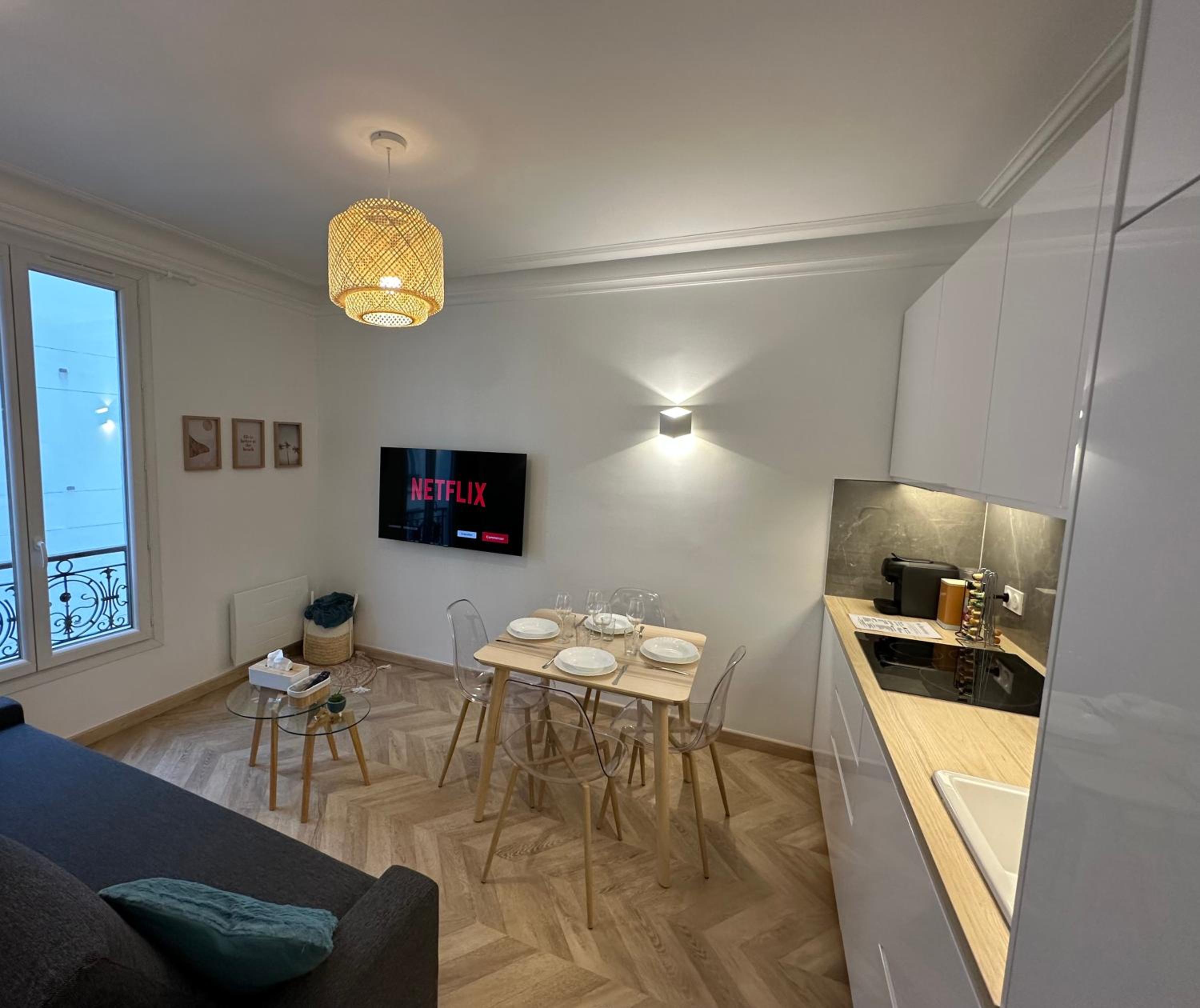 PARIS-ALESIA Super appartement 2 pièces de 39m2 - très cosy pour 1 - 5 personnes totalement refait à NEUF -ENTIRE APARTMENT LUXURIOUS AND WARM -PARIS ALESI