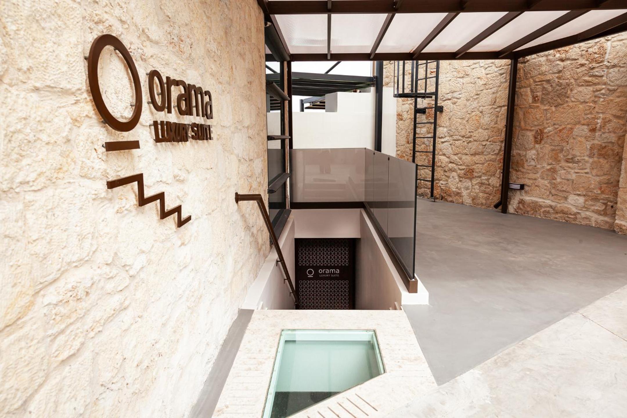 Orama Luxury Suite 3 Bedrooms with Private Pool view 2