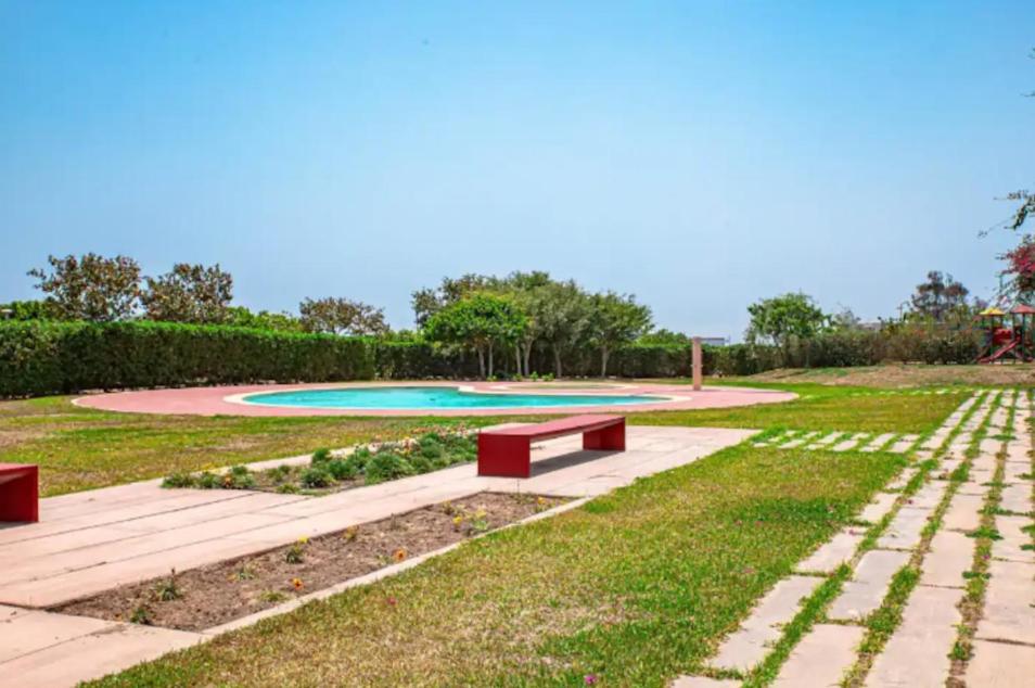 Linda Casa de Campo con piscina Asia Pet Friendly view 3