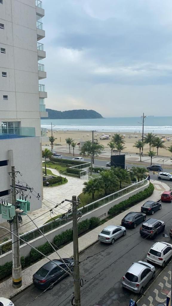 Apartamento pé na areia