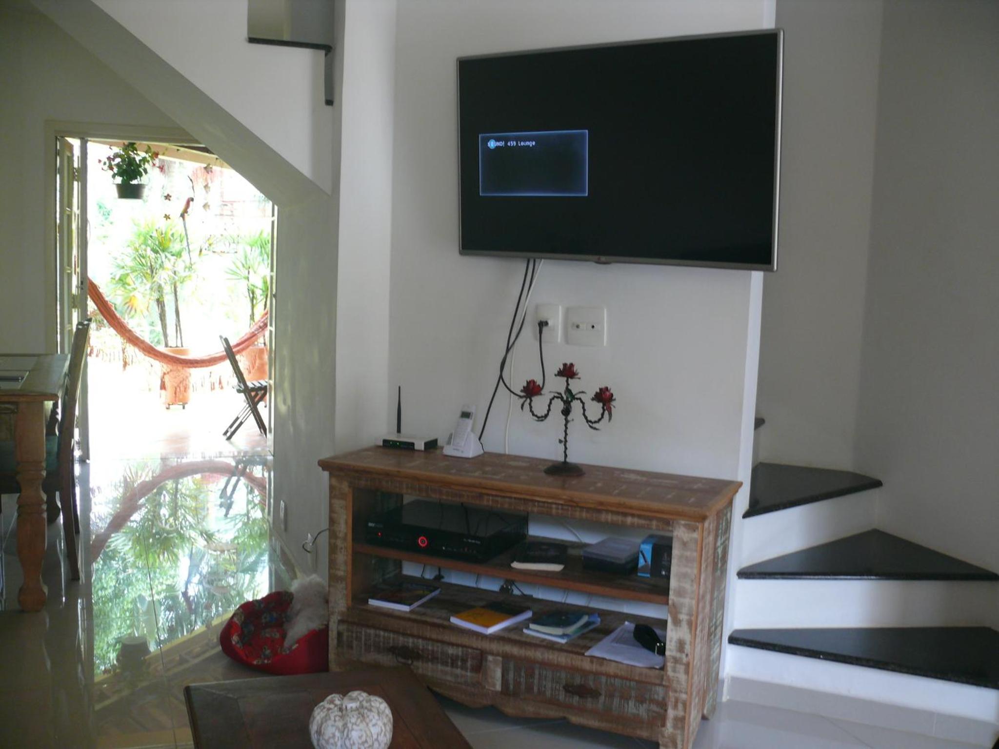 Linda casa em condomínio