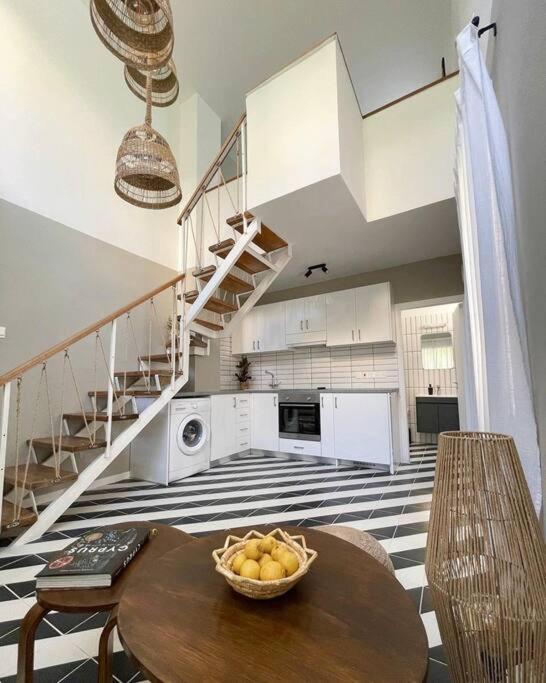Stunning duplex studio apartment 150 metres from the Sea view 2