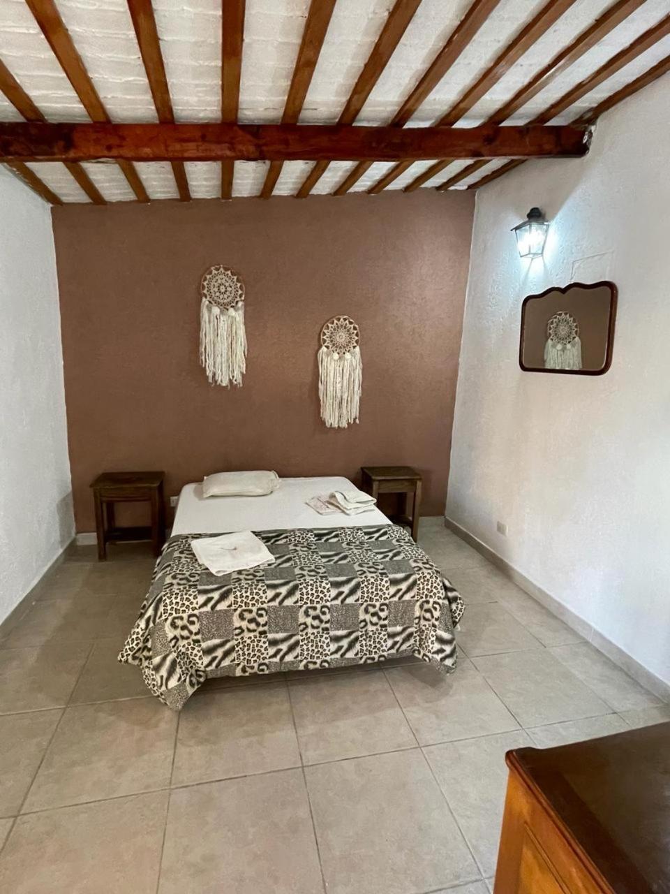 Villa Tequila-Casa Frida