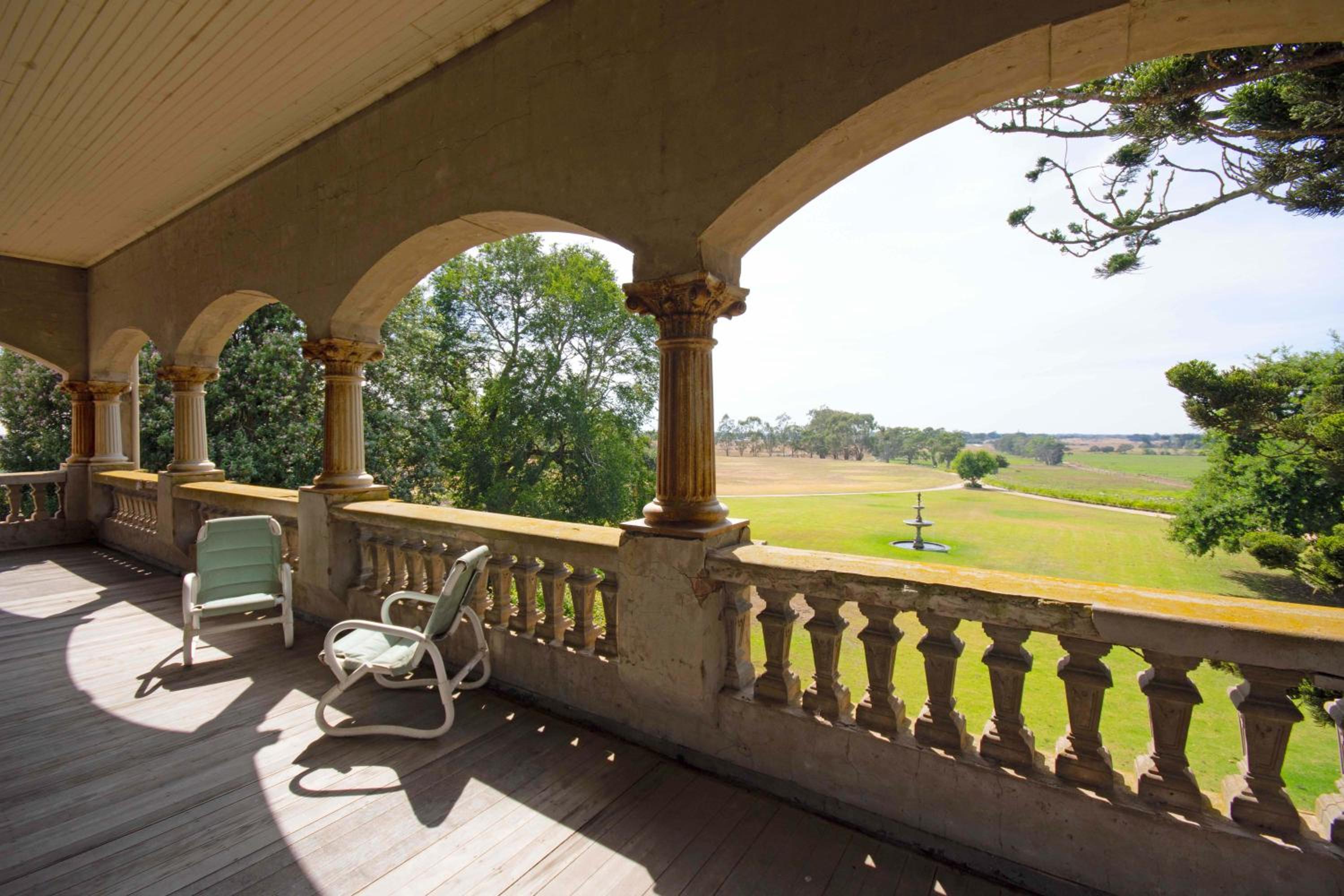 Kilmany Park Estate