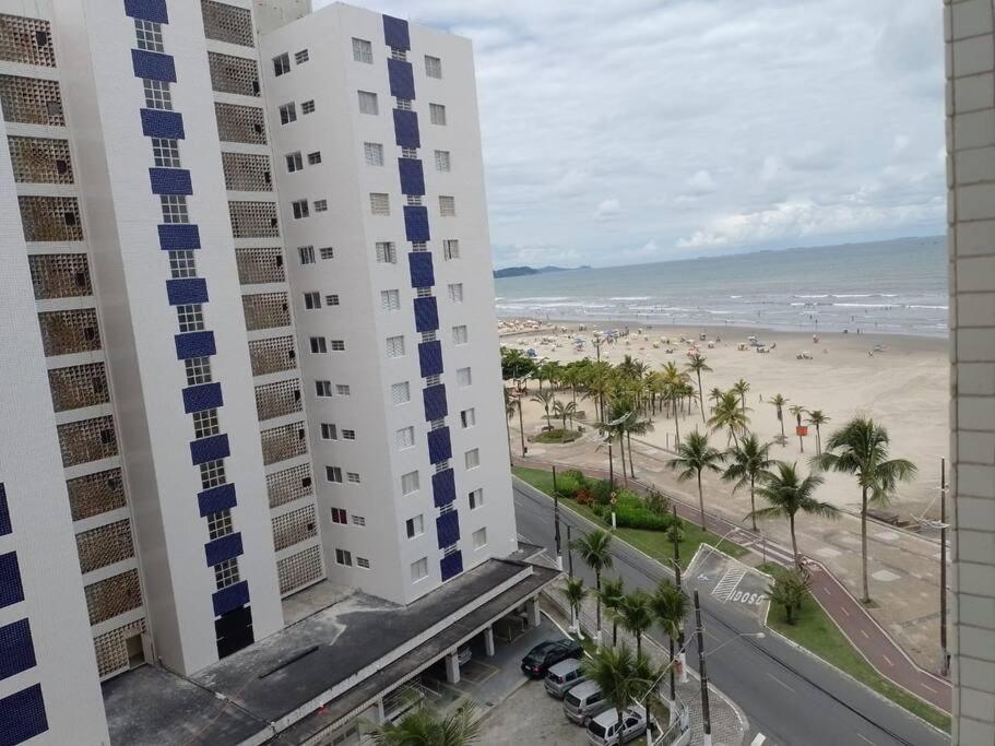 Ap na beira/orla da praia, vista linda sem garagem