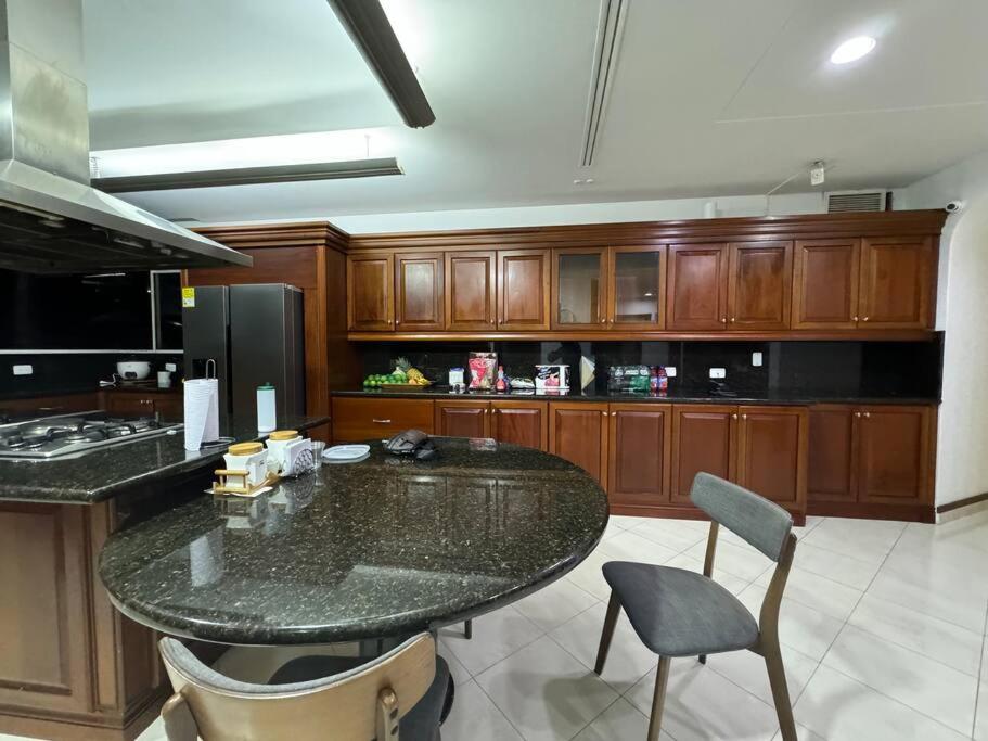 Luxurytravelhome millionaires