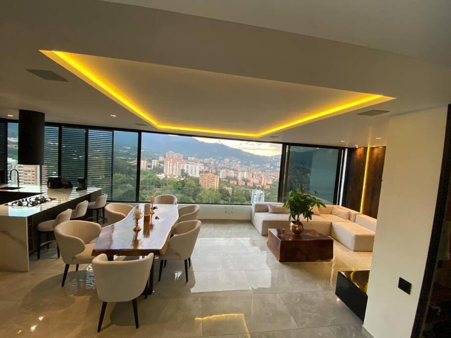 penthouse luxurytravelhome poblado